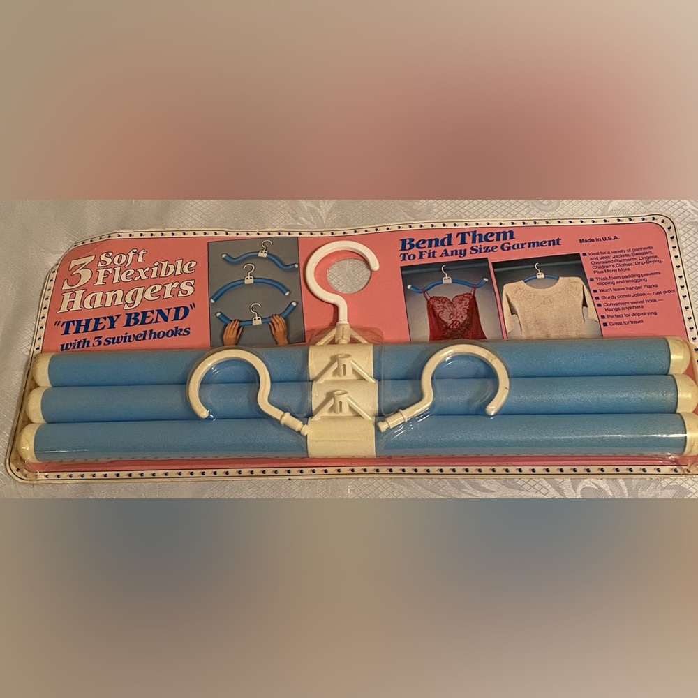 3 soft flexible hangers with swivel hooks
